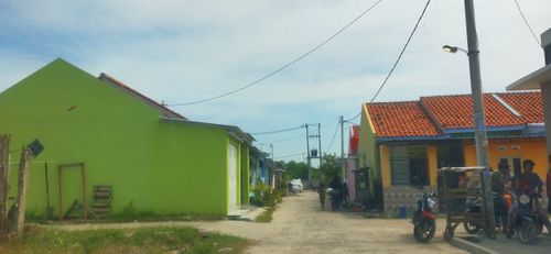 foto posisi tengah perumahan VILLA GEGESIK