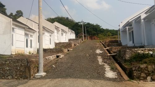 foto posisi tengah perumahan CIPANAS RESIDENCE