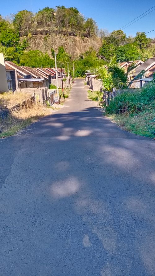foto posisi tengah perumahan GRIYA KAMBOJA