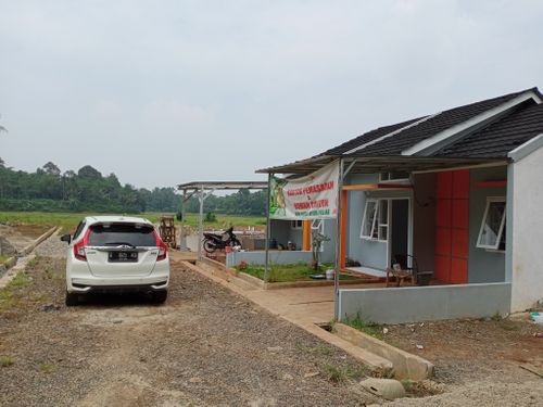 foto posisi tengah perumahan RIVERA VILLAGE