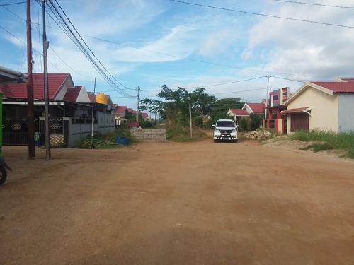 foto posisi tengah perumahan GRIYA ARWANA LESTARI