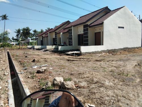 foto posisi tengah perumahan Nuansa Bangetayu Asri