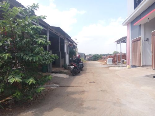 foto posisi tengah perumahan Mayong Raya Indah