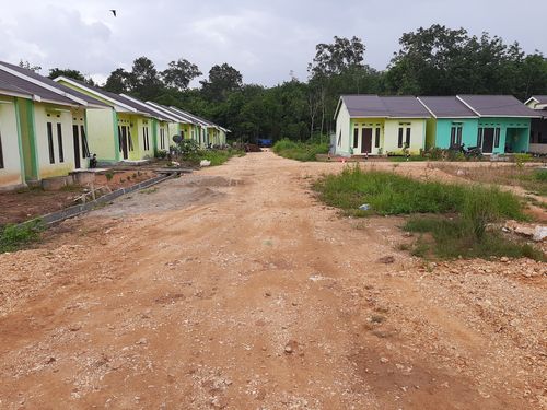foto posisi tengah perumahan KOMPLEK SULINGAN MAHKOTA PERMAI