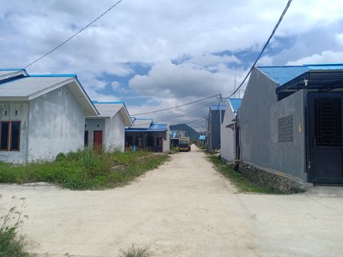 foto posisi tengah perumahan PERMATA INDAH 2