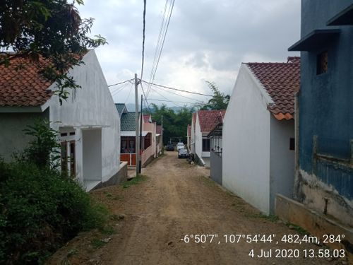 foto posisi tengah perumahan MEKARSARI REGENCY 4