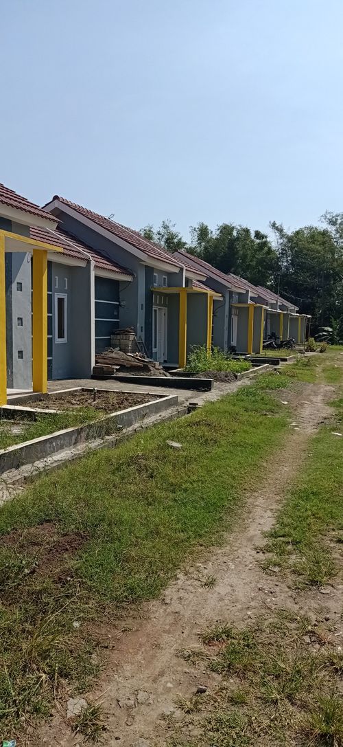 foto posisi tengah perumahan NUANSA BRINGIN ASRI