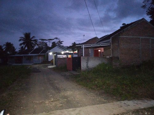 foto posisi tengah perumahan VILLA BUKIT RESIDENCE