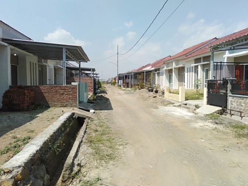 foto posisi tengah perumahan Dukuhwaru permai Residence