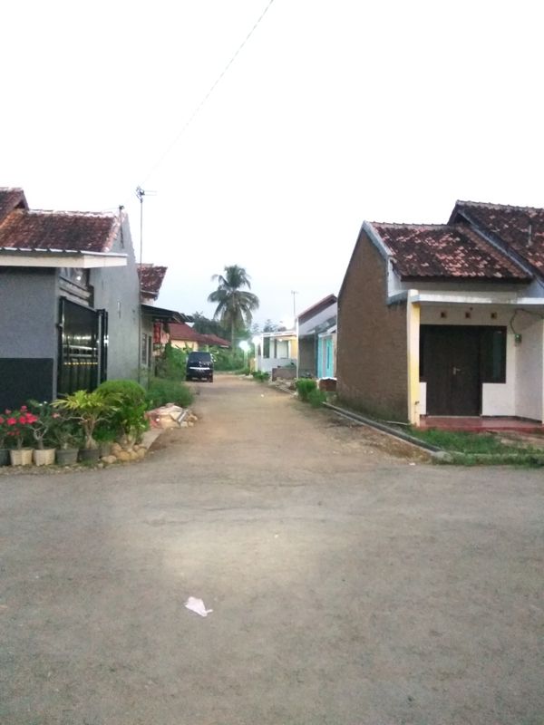 foto posisi tengah perumahan WONOPRINGGO ASRI