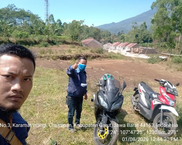 foto posisi tengah perumahan Perumahan Bumi Cisurupan