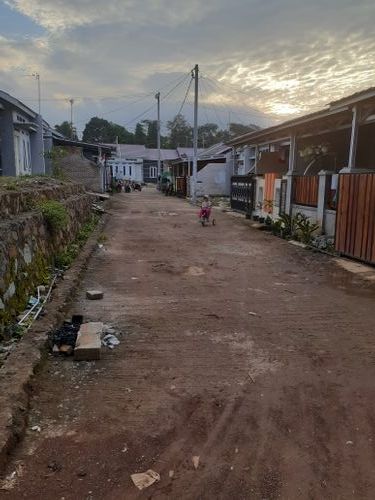 foto posisi tengah perumahan Cluster Seminung Permai Serang