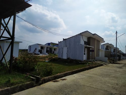 foto posisi tengah perumahan BATIK RESIDENCE