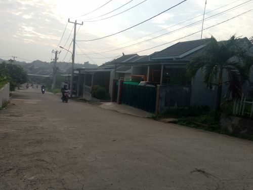 foto posisi tengah perumahan Griya Family 2 Cileungsi 