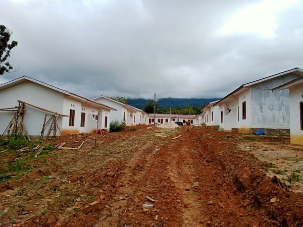 foto posisi tengah perumahan BUKIT NIRWANA CERIA