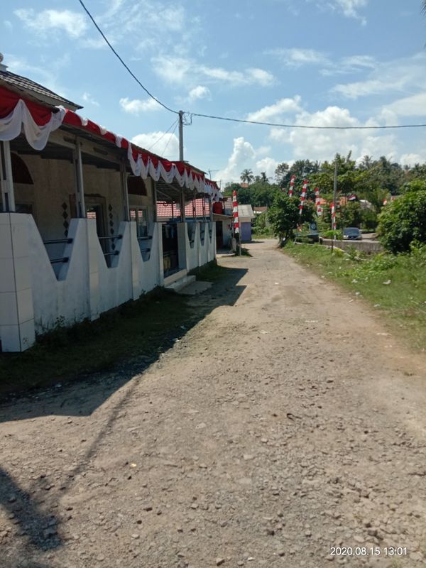 foto posisi tengah perumahan Taman Warnasari Indah I