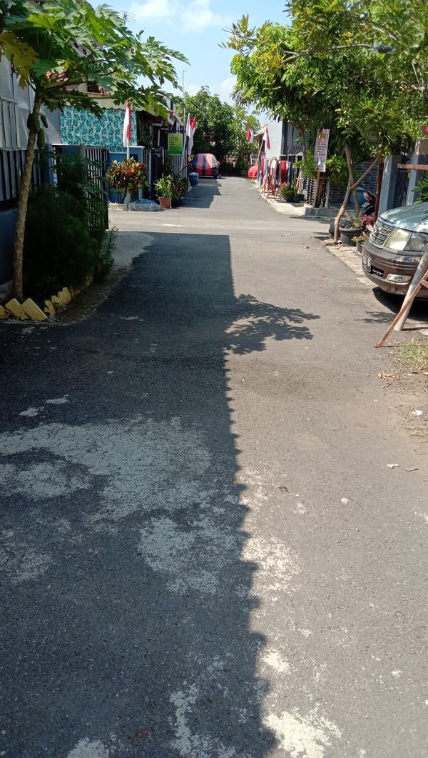 foto posisi tengah perumahan Jatibarang Raya Estate
