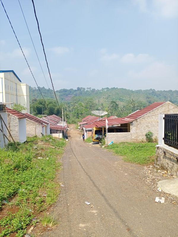 foto posisi tengah perumahan Sundawenang residence
