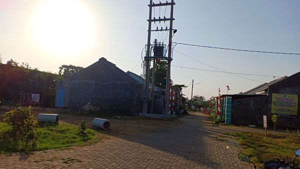 foto posisi tengah perumahan Maisons De la Propriete 2