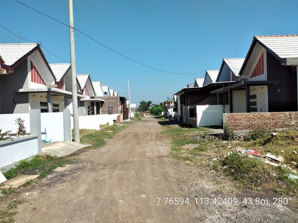 foto posisi tengah perumahan PERUM GRIYA ALAMI