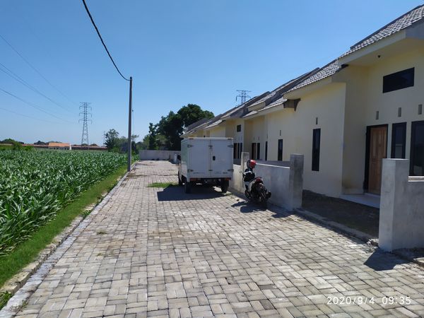 foto posisi tengah perumahan PERUM JAMBU 3