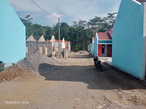 foto posisi tengah perumahan Graha Sidomukti