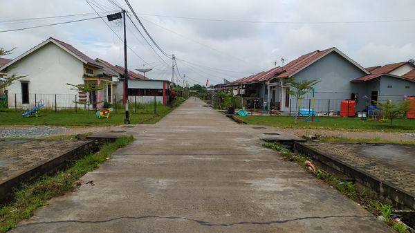 foto posisi tengah perumahan Kav Satu Residence Tahap 1