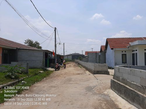 foto posisi tengah perumahan BUMI CIKARANG MAKMUR