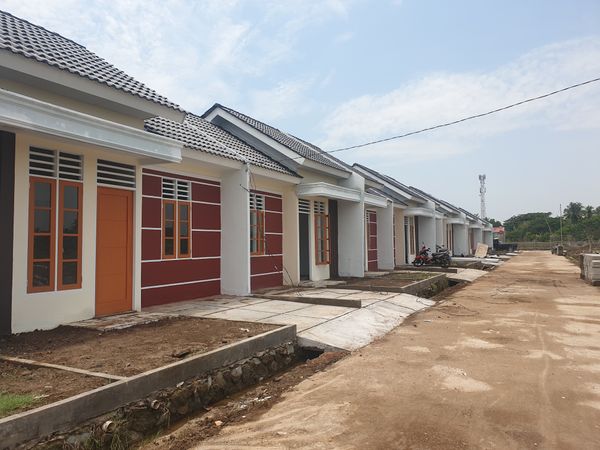 foto posisi tengah perumahan SULTANA RESIDENCES