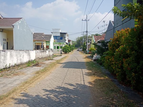 foto posisi tengah perumahan De' Paciran Residence