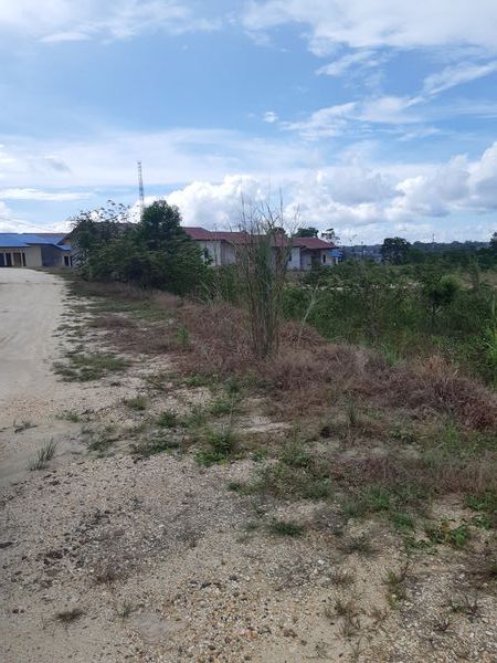 foto posisi tengah perumahan AROMA BUKIT INDAH