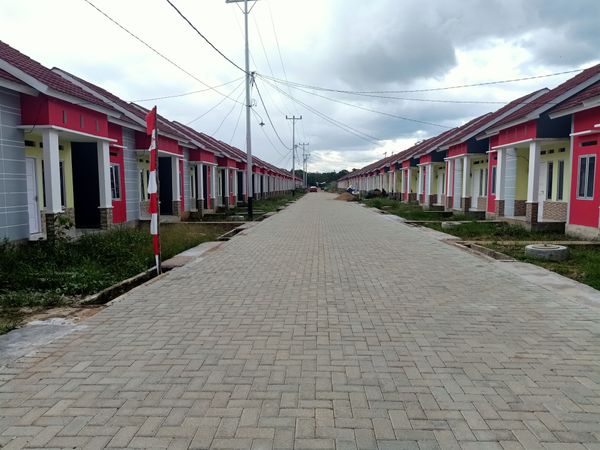 foto posisi tengah perumahan SENAYAN RESIDENCE TAHAP 2