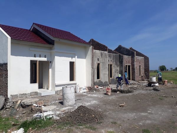 foto posisi tengah perumahan SUKOKERTO LAND