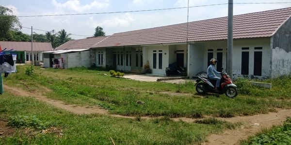 foto posisi tengah perumahan Bumi Nirwana Indah