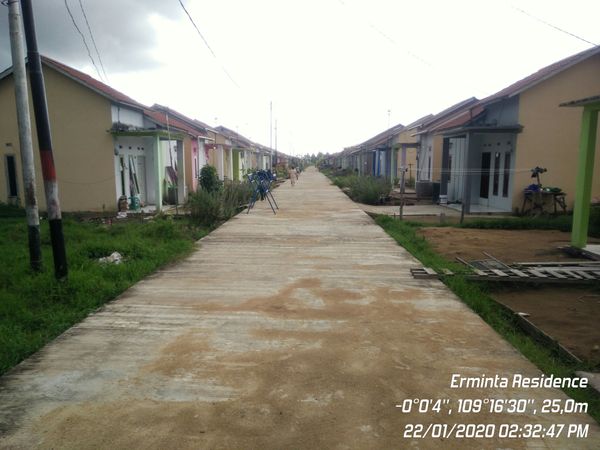 foto posisi tengah perumahan ERMINTA RESIDENCE