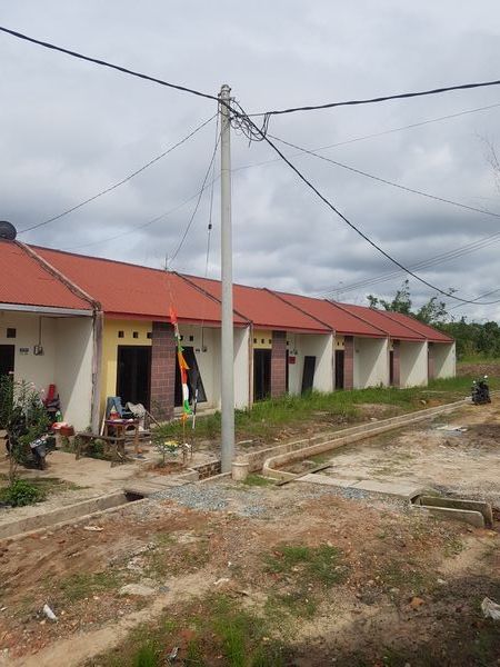 foto posisi tengah perumahan De'Green Azarya Tahap III ( FLPP )