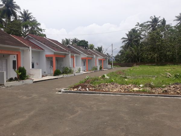 foto posisi tengah perumahan Puri Mutiara Residence 2