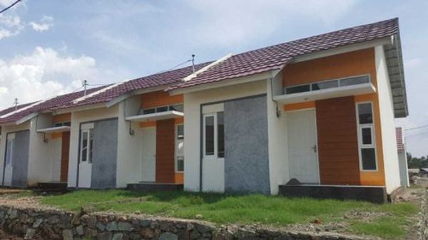 foto posisi tengah perumahan MAHKOTA BERTAIS TAHAP 2