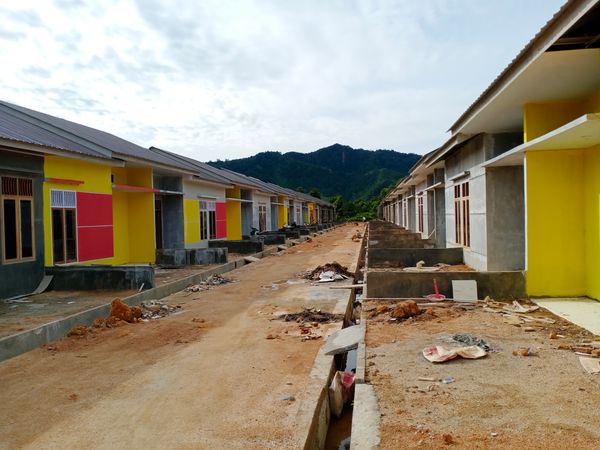 foto posisi tengah perumahan TOHOLAND DEWANTARA