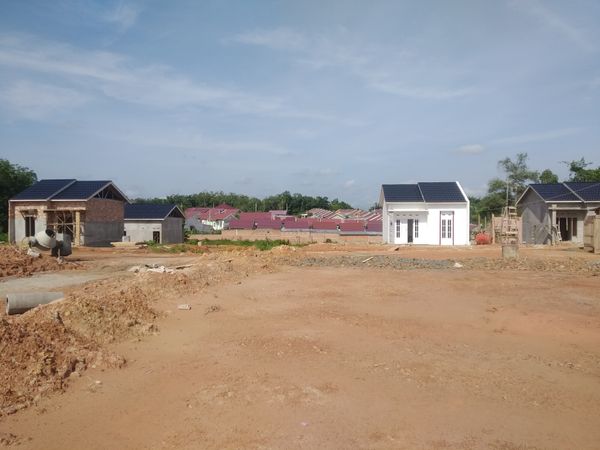 foto posisi tengah perumahan KEDATON HOUSE