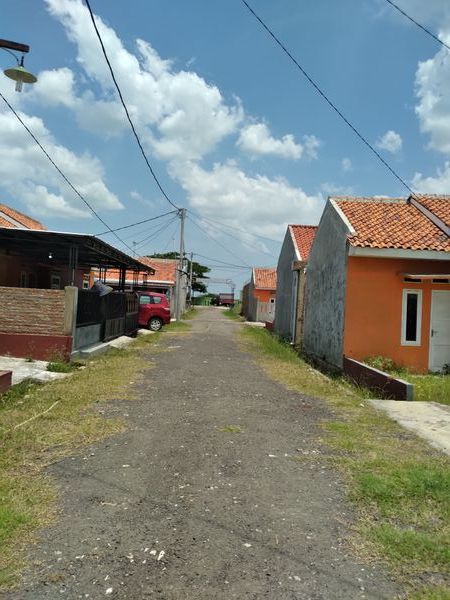 foto posisi tengah perumahan waled regency