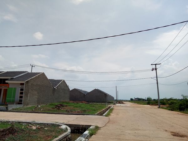 foto posisi tengah perumahan GRIYA FAMILY 4 CIBITUNG 