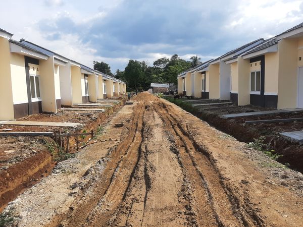 foto posisi tengah perumahan DUTA PAKIS RESIDENCE 3