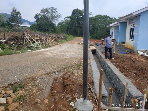 foto posisi tengah perumahan CITRA PESONA SYUHADA