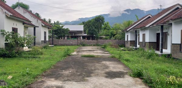 foto posisi tengah perumahan Taman Ayun Tinga-Tinga