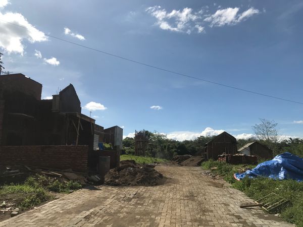 foto posisi tengah perumahan De Green Kedungrejo