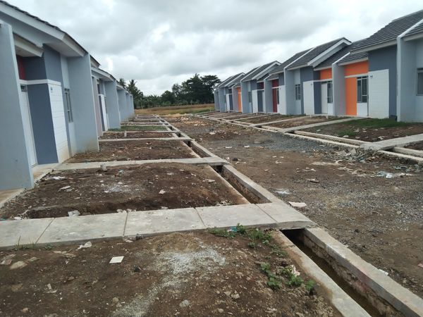 foto posisi tengah perumahan Permata Sukatenang Indah Tahap 2