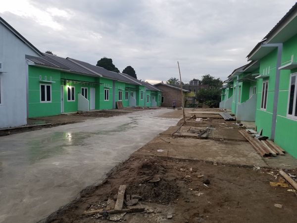 foto posisi tengah perumahan Griya Bukit Sinabung