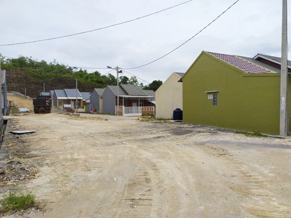 foto posisi tengah perumahan CINTARATU RESIDENCE Tahap 2