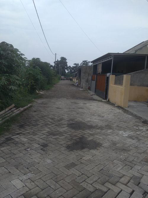foto posisi tengah perumahan GREEN ARGOPURO INDAH